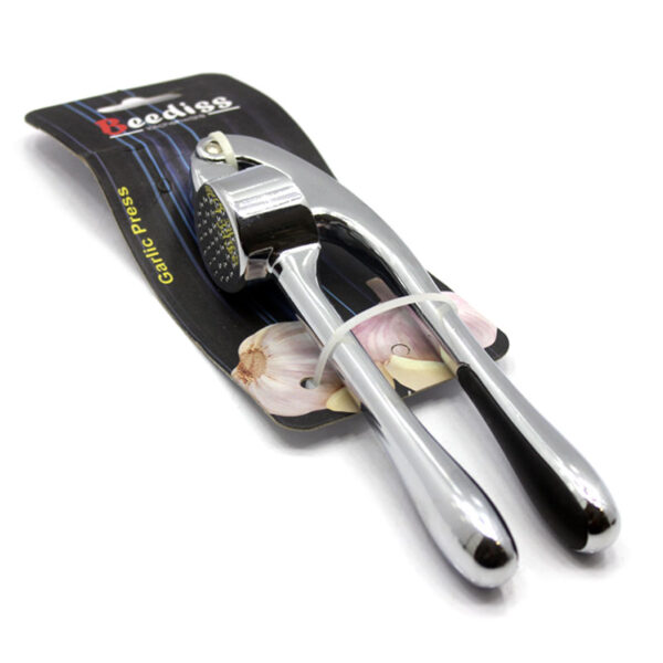 سیرخردکن بیدیس با جنس مقاوم و دسته ارگونومیک، خرد کردن سریع و یکنواخت سیر را آسان می‌کند. مناسب آشپزی روزانه و حرفه‌ای، قابل شستشو و بادوام.