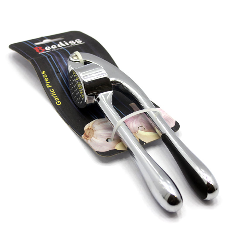 سیرخردکن بیدیس با جنس مقاوم و دسته ارگونومیک، خرد کردن سریع و یکنواخت سیر را آسان میکند. مناسب آشپزی روزانه و حرفهای، قابل شستشو و بادوام. سیرخردکن بیدیس با جنس مقاوم و دسته ارگونومیک، خرد کردن سریع و یکنواخت سیر را آسان میکند. مناسب آشپزی روزانه و حرفهای، قابل شستشو و بادوام.