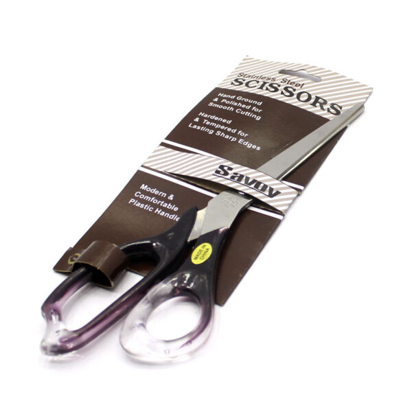 قیچی خیاطی متوسط با تیغه استیل ضدزنگ و دسته ارگونومیک، مناسب برای برش دقیق پارچه و کاغذ. بادوام، خوش‌دست و کاربردی برای خانه و کارگاه.