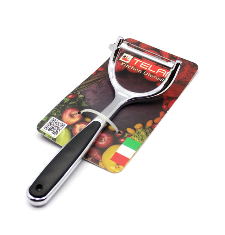 پوستکن تلن با تیغه استیل ضدزنگ و طراحی ارگونومیک، ابزاری کاربردی برای پوستگیری سریع و آسان انواع میوه و سبزیجات. مقاوم، خوشدست و بادوام.