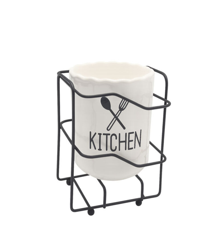 خرید جاقاشقی سرامیکی دسینی با پایه فلزی مقاوم و طراحی شیک. مناسب برای نگهداری قاشق، چنگال و کفگیر. ساخته‌شده از سرامیک مرغوب و قابل شست‌وشو.